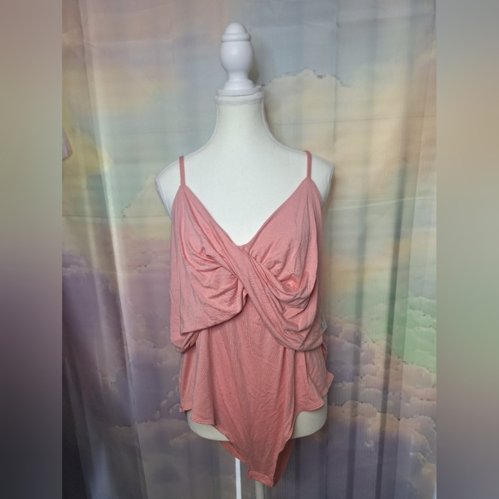 A New Day Light Pink Twist Front Strechy Bodysuit Ajustable Staps - Picture 3 of 7